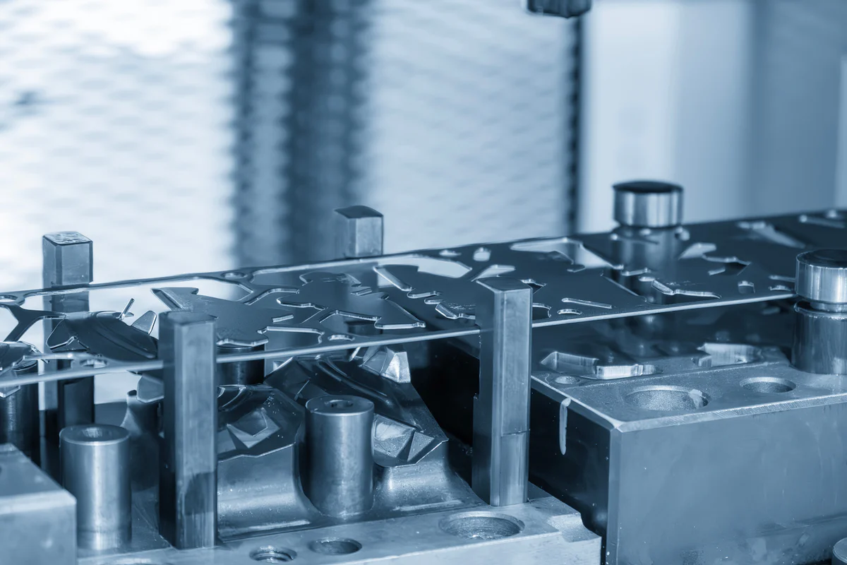 Production stage of the metal stamping process with quality controls
